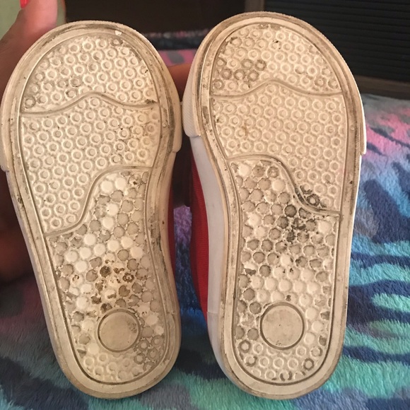 🥰 Toddler Bow Sneakers 🥰 - Picture 3 of 4